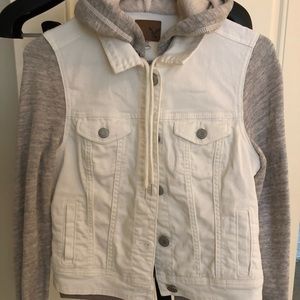 American Eagle Hooded Jean  jacket white and gray